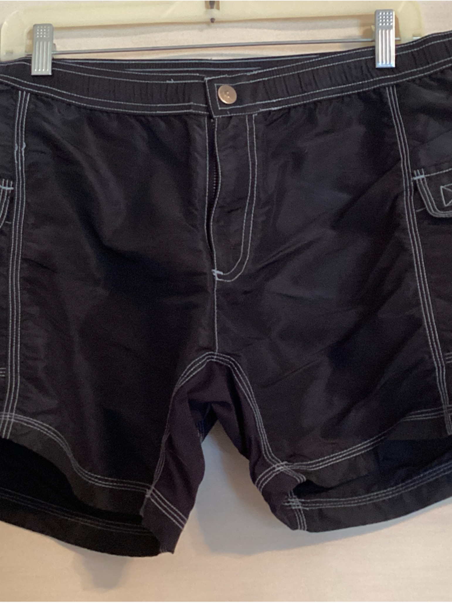 Specialized Women's Black Bike Shorts With Contrast White Stitching